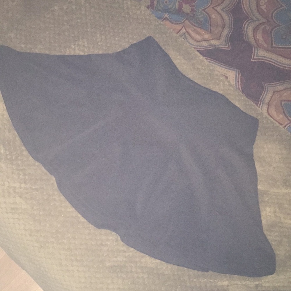 Lil black skirt